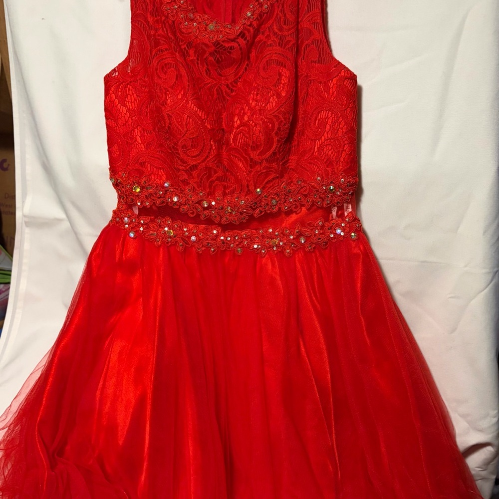 Red Lace & Tulle Girls' Party Dress with Beaded Waist